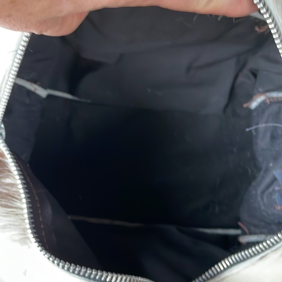 Cowhide weekender bag EUC - Picture 10 of 13